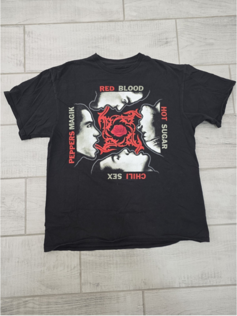 2009 Red Hot Chili Peppers Bllod Suger Sex Magic Bravado Shirt Size Large
